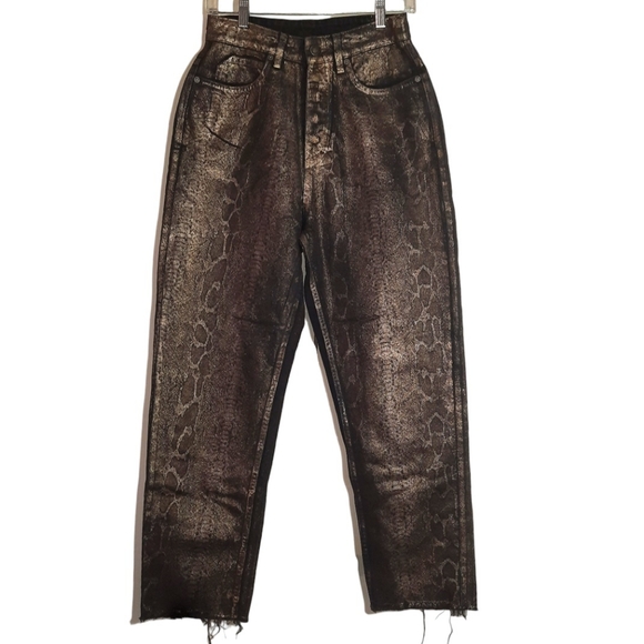 WE THE FREE CRVY Jeans Cropped Metallic Snakeskin Coated Black Gold NWOT… - Picture 4 of 10